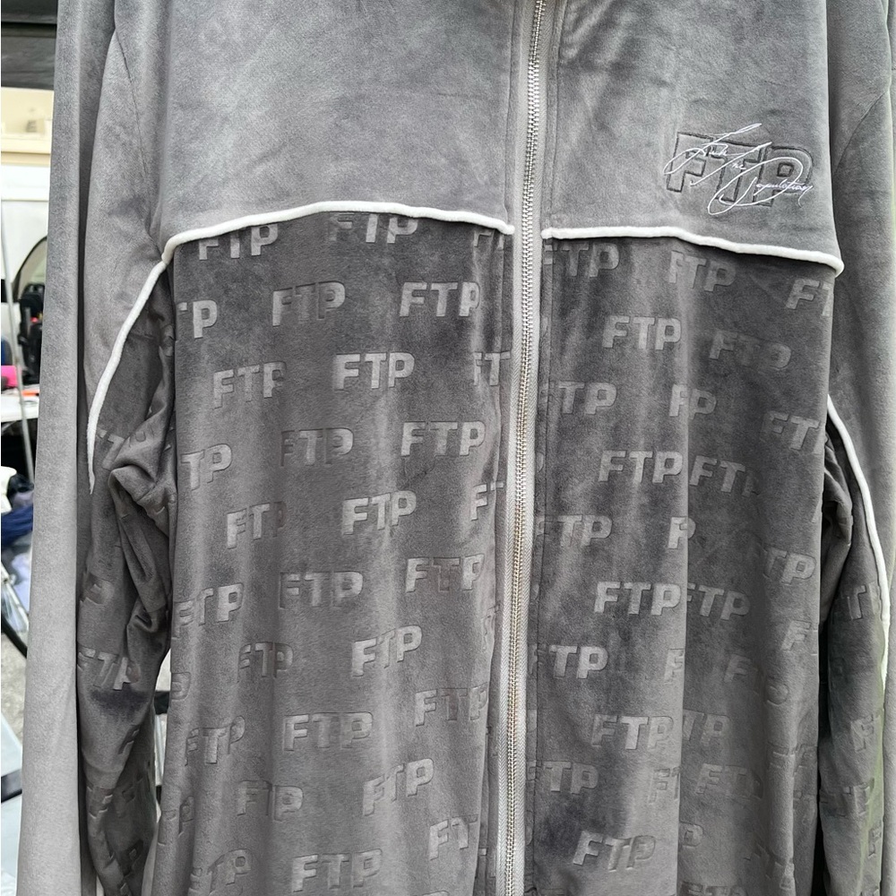 NWT FTP GREY TRACKS-SUIT JACKET LARGE